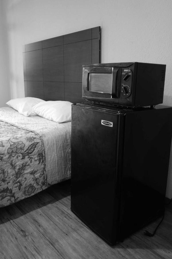 ริชมอนด์ โมเทล Hotel ภายนอก รูปภาพ